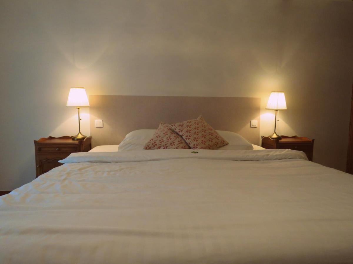 Guesthouse La Maison De Fille Diest Bagian luar foto