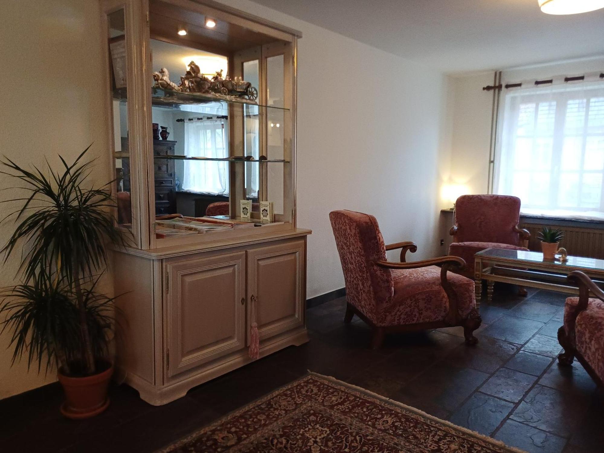 Guesthouse La Maison De Fille Diest Bagian luar foto